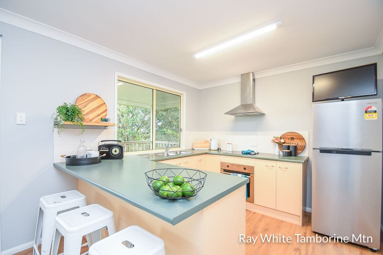 62 Pacific Parade, Tamborine Mountain QLD 4272, Tamborine Mountain - Thumbnail 5