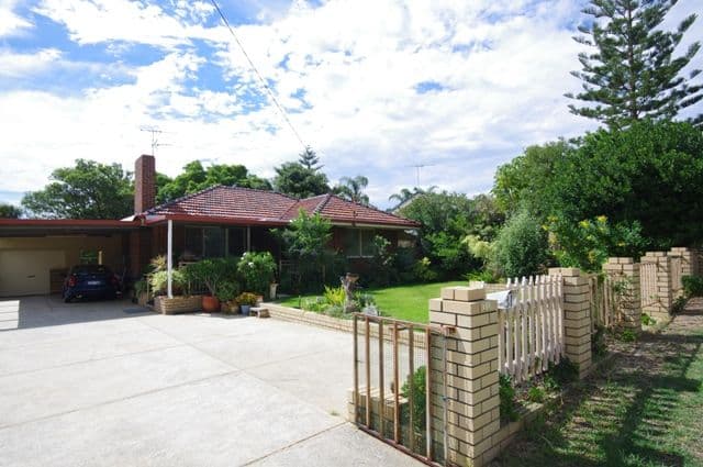 31 Albourne Place, BALGA WA 6061, Balga - Image 1