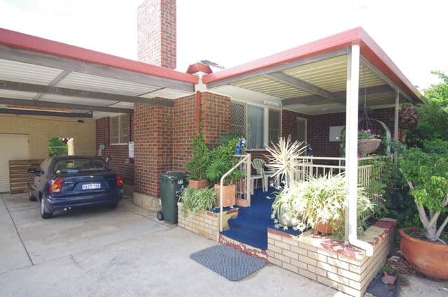 31 Albourne Place, BALGA WA 6061, Balga - Thumbnail 3