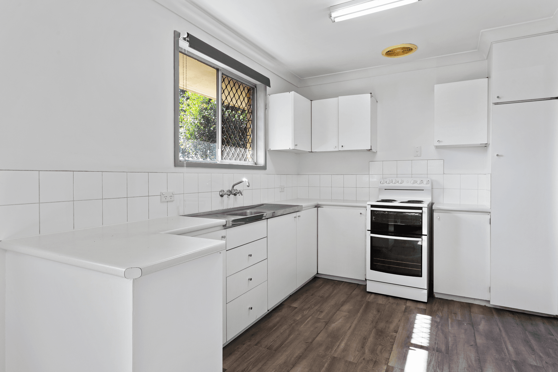 4 Podd Street, Wilsonton QLD 4350, Wilsonton - Thumbnail 3