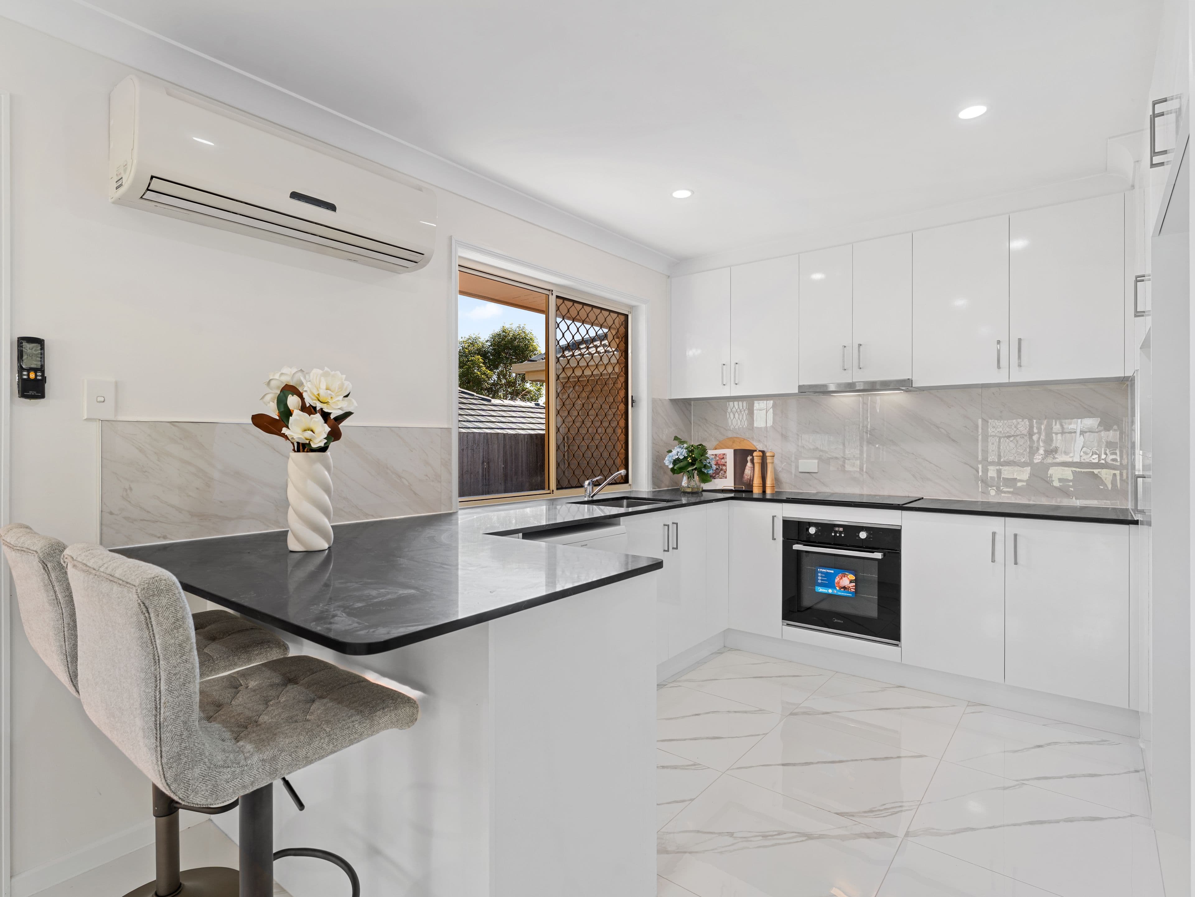 1 Freesia Close, Springfield Lakes QLD 4300, Springfield Lakes - Thumbnail 6