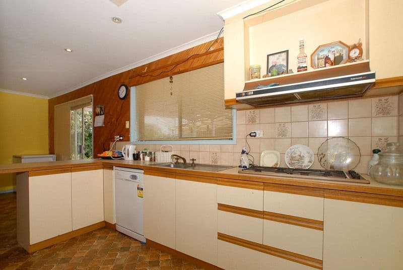 24 Naranga Crescent, FRANKSTON VIC 3199, Frankston - Thumbnail 3