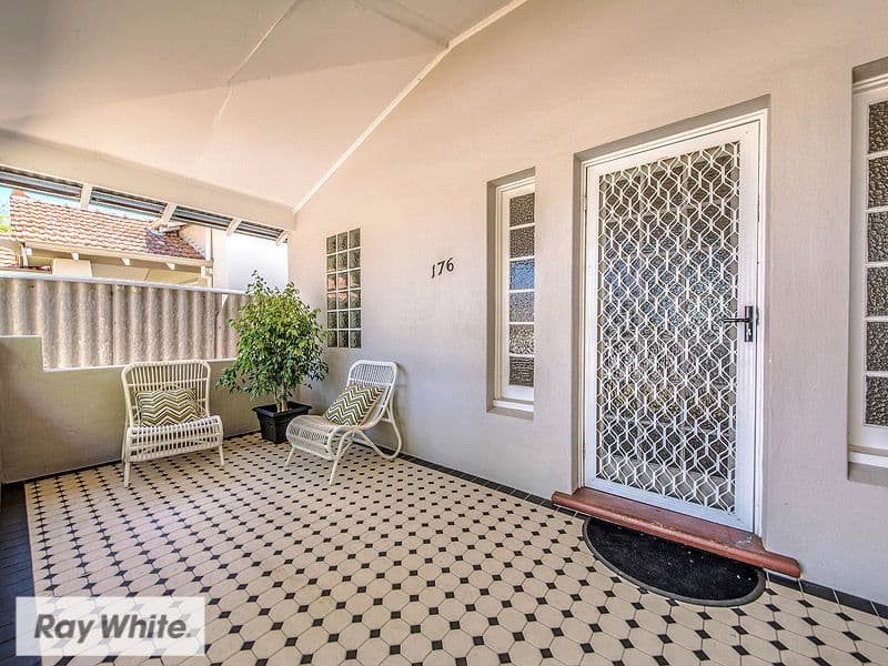 176 Crawford Road, Inglewood WA 6052, Inglewood - Thumbnail 3