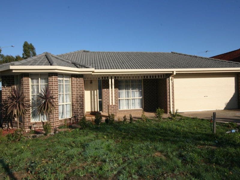 10 Latrobe Terrace, TAYLORS HILL VIC 3037, Taylors Hill - Image 1