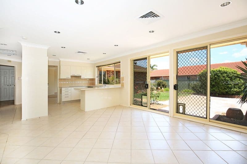 17 Robinia Way, Worrigee NSW 2540, Worrigee - Thumbnail 2