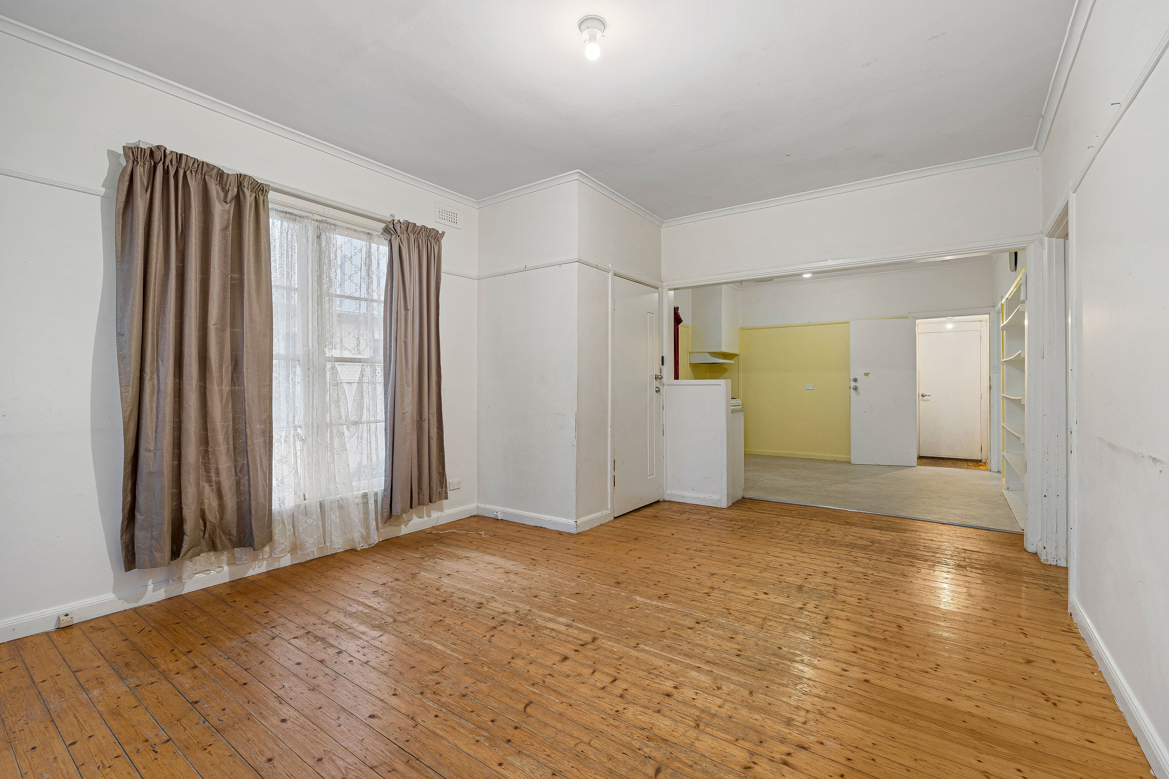 61 Maple Avenue, Wendouree VIC 3355, Wendouree - Thumbnail 2