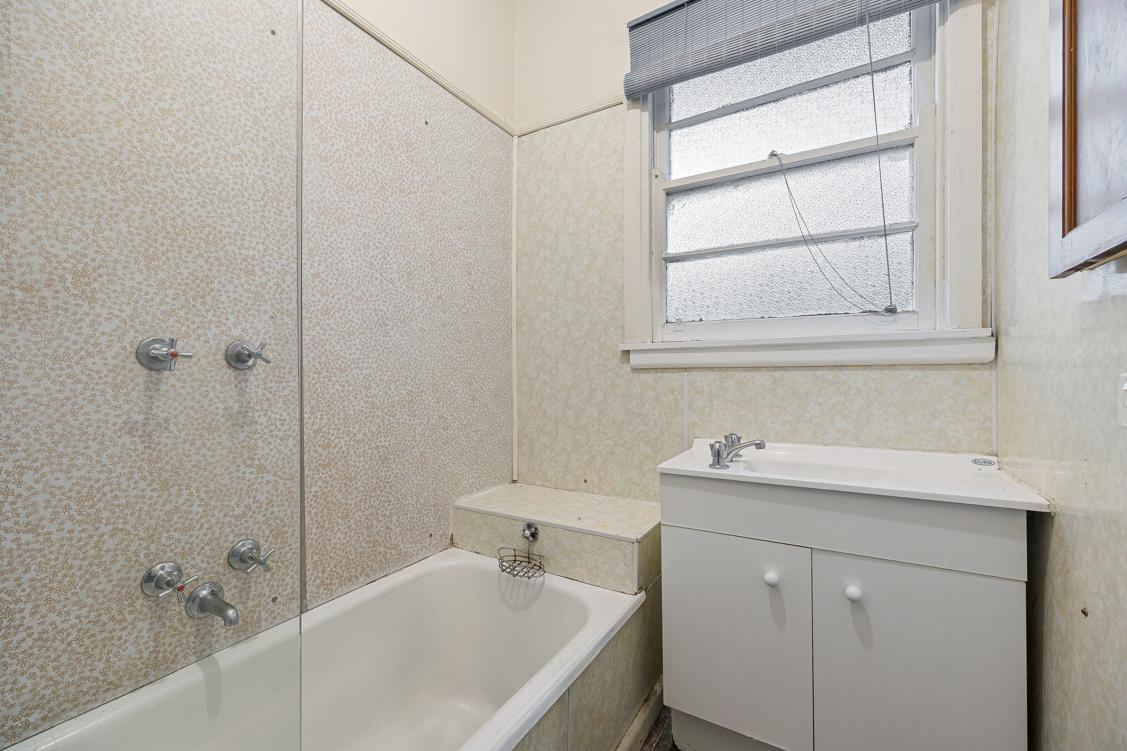 61 Maple Avenue, Wendouree VIC 3355, Wendouree - Thumbnail 6