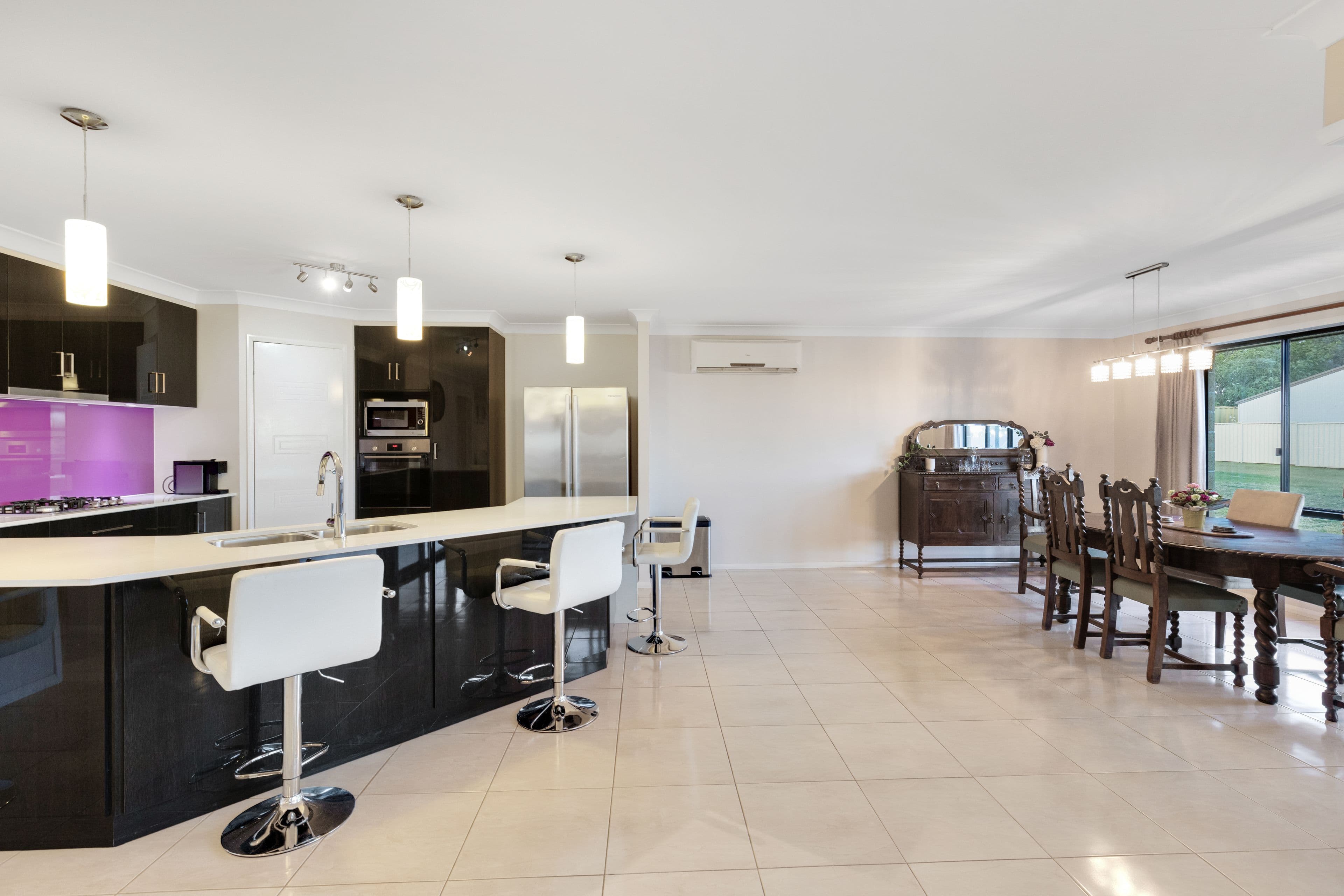 16 Langton Crescent, Oakey QLD 4401, Oakey - Thumbnail 2
