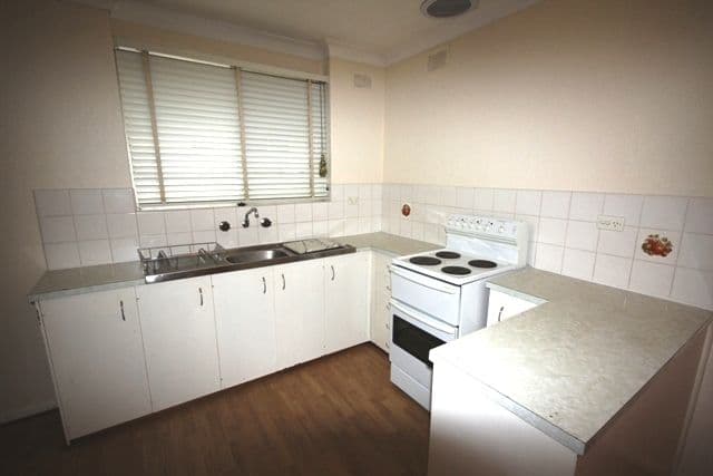 Unit 3, 292 Main South Road, Morphett Vale SA 5162, Morphett Vale - Thumbnail 2