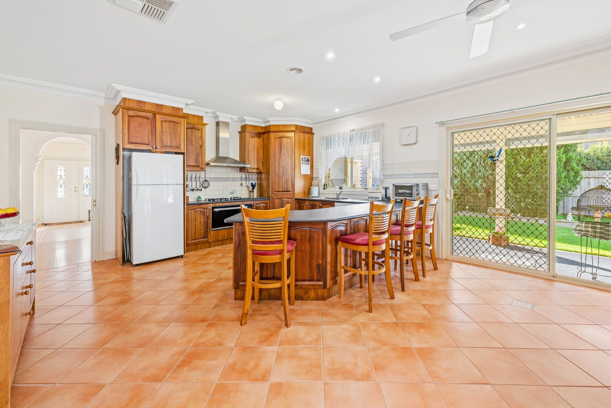 3 Linden Boulevard, Werribee VIC 3030, Werribee - Thumbnail 6