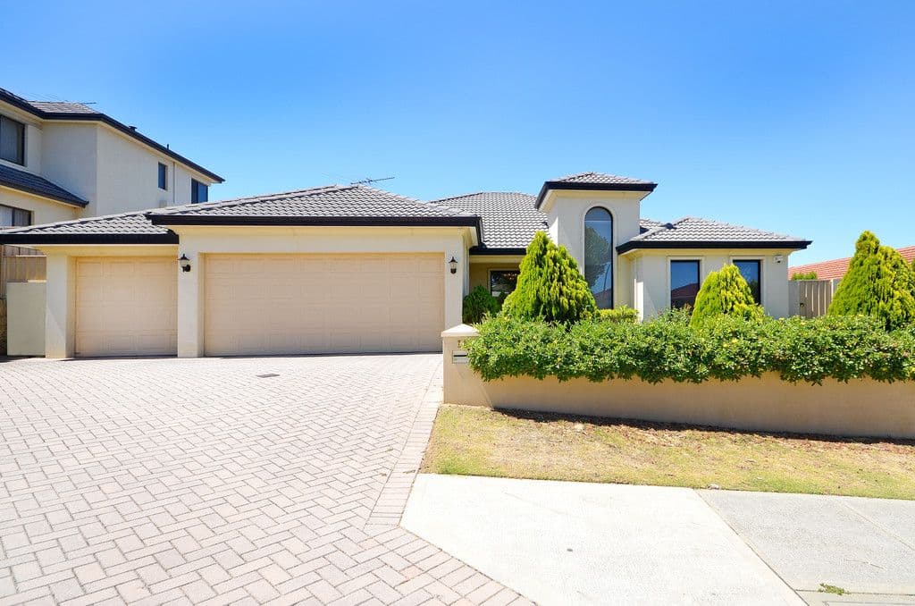 14 Cherrywood Avenue, DIANELLA WA 6059, Dianella - Thumbnail 2