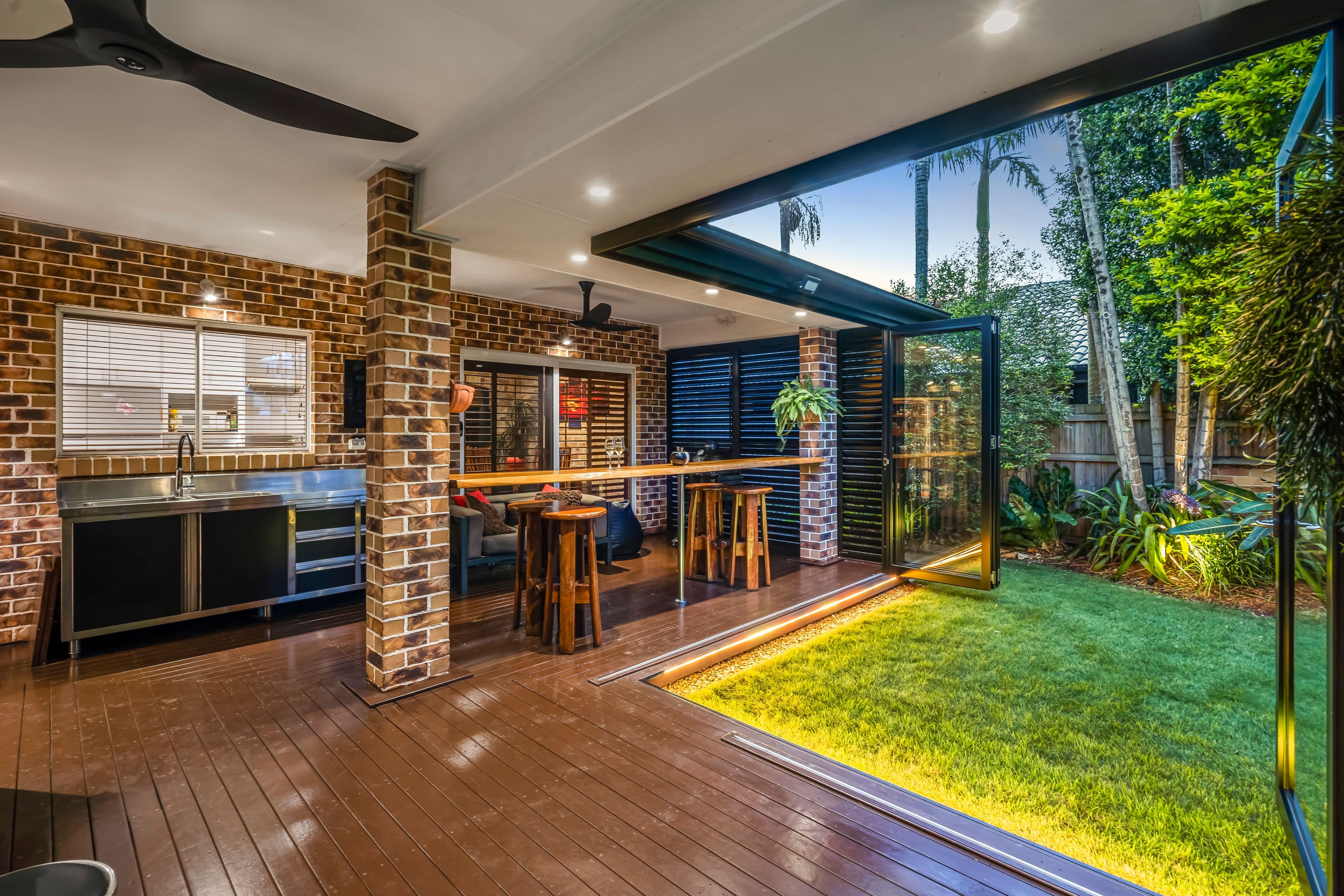 22 Saffron Street, Elanora QLD 4221, Elanora - Thumbnail 3