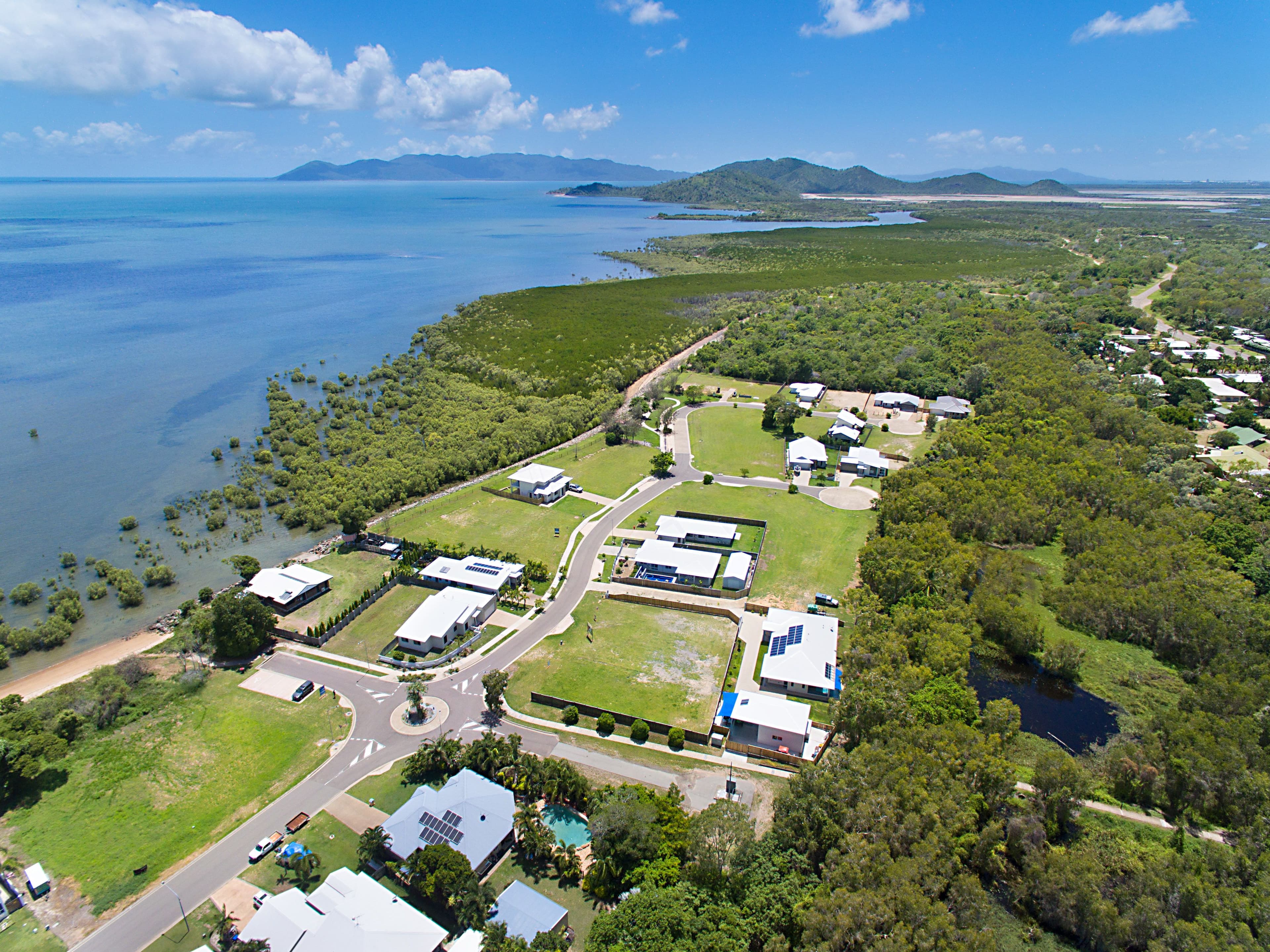 36 Dune Parade, Bushland Beach QLD 4818, Bushland Beach - Thumbnail 2