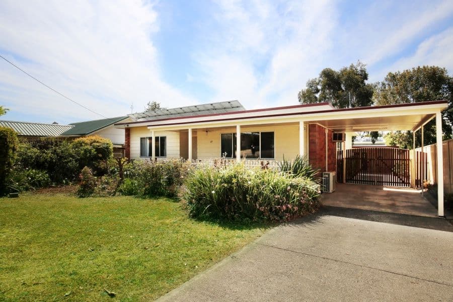 19 Ernest Street, Nowra - Image 1