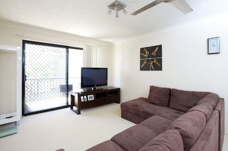 19 Lloyd Street, SOUTHPORT QLD 4215, Southport - Thumbnail 3