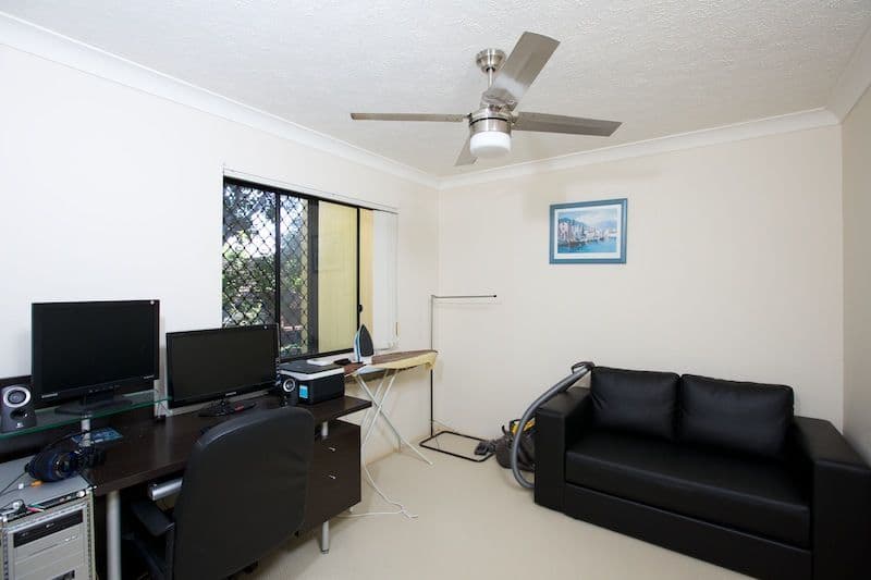 19 Lloyd Street, SOUTHPORT QLD 4215, Southport - Thumbnail 7