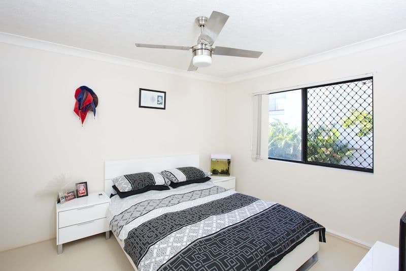 19 Lloyd Street, SOUTHPORT QLD 4215, Southport - Thumbnail 8