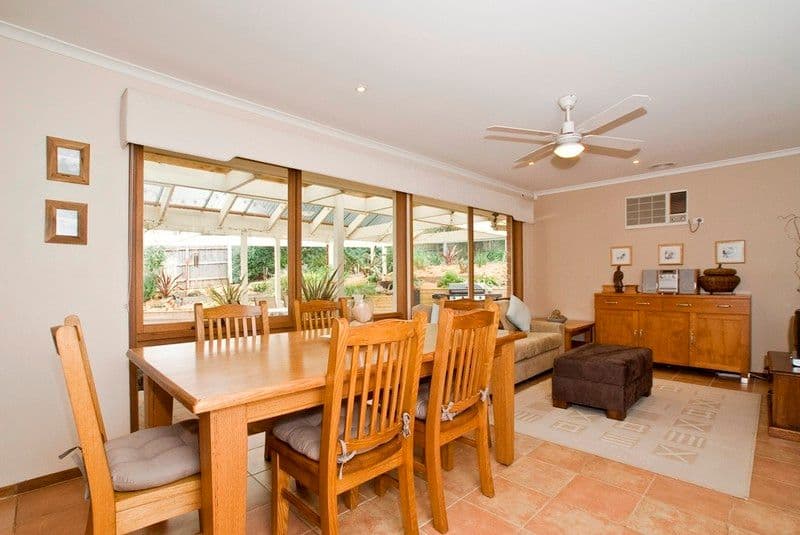 10 TAMWORTH Road, KILSYTH VIC 3137, Kilsyth - Thumbnail 5