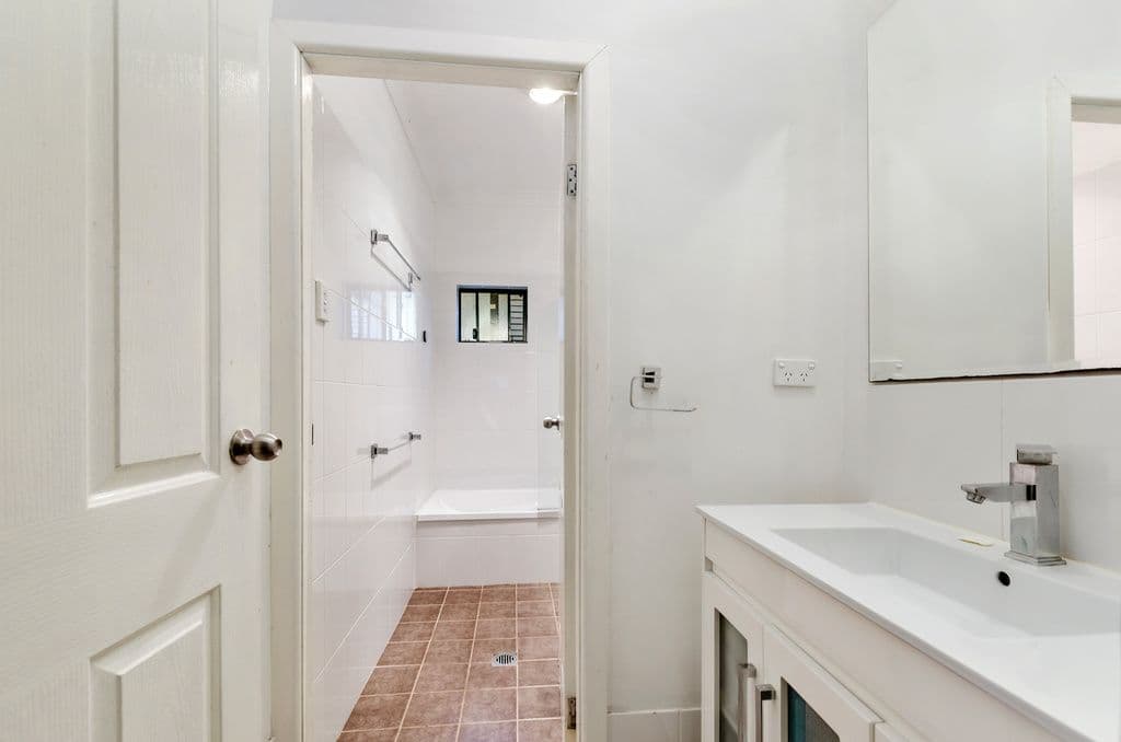 274 Shellharbour Road, BARRACK HEIGHTS NSW 2528, Barrack Heights - Thumbnail 3