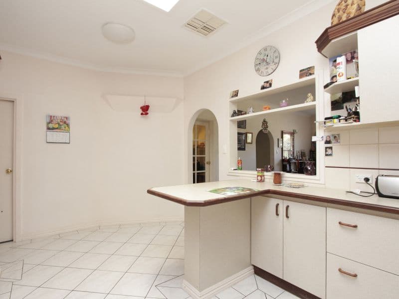 7 Cribb Court, REDCLIFFE WA 6104, Redcliffe - Thumbnail 3