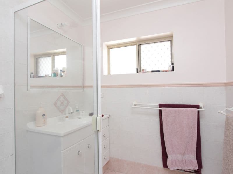 7 Cribb Court, REDCLIFFE WA 6104, Redcliffe - Thumbnail 7