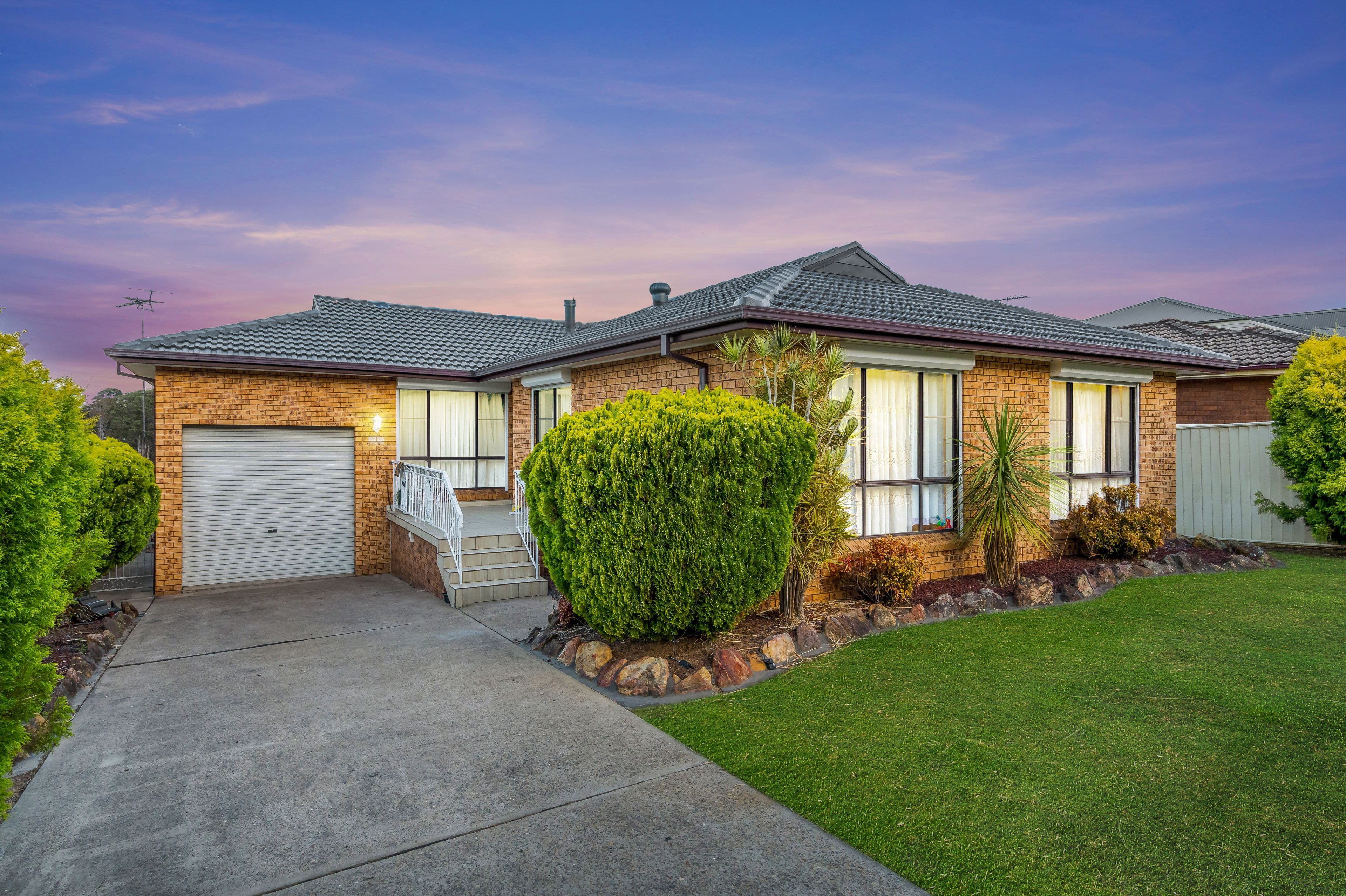 7 Tumut Place, Bossley Park NSW 2176, Bossley Park - Image 1