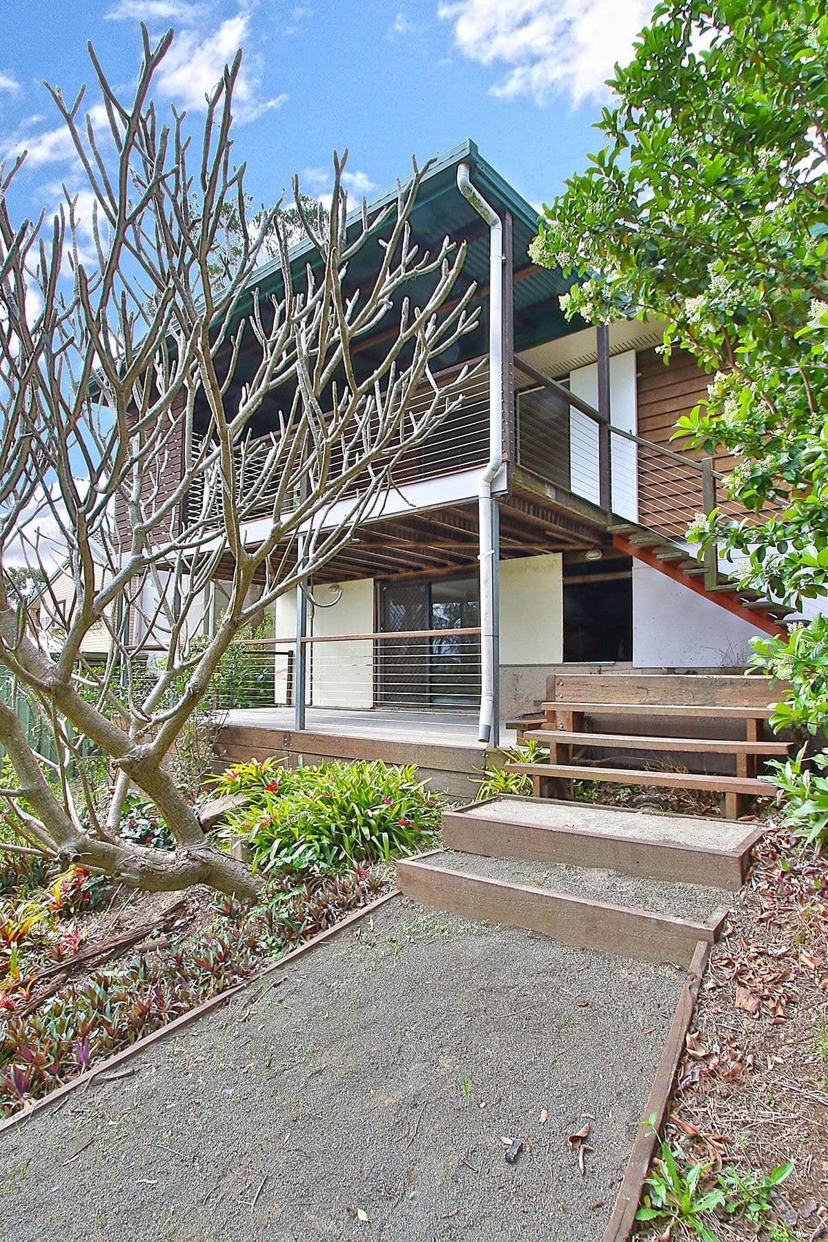 61 Harold Street, Bundamba QLD 4304, Bundamba - Thumbnail 2
