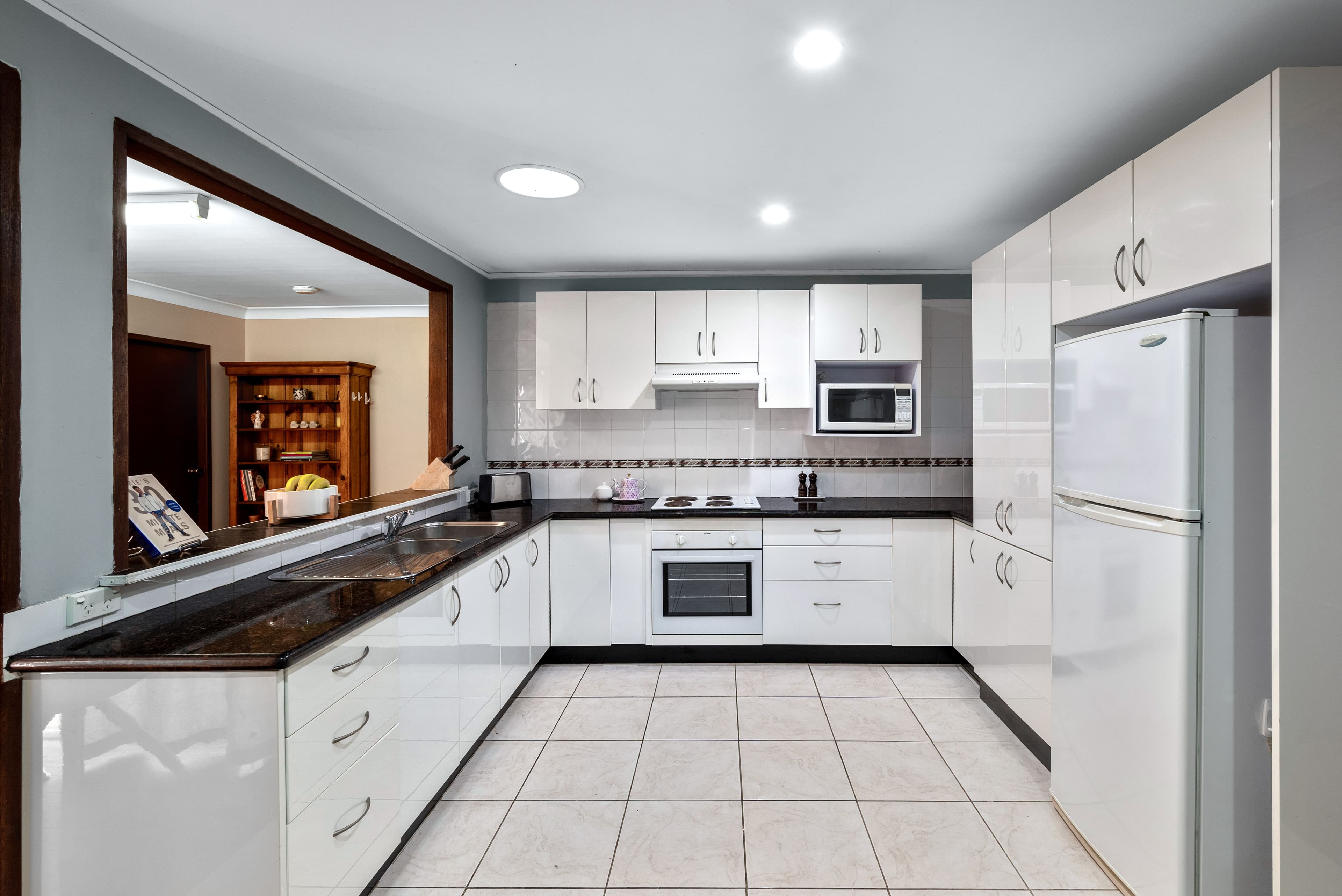 4 Jacaranda Avenue, Bradbury NSW 2560, Bradbury - Thumbnail 3