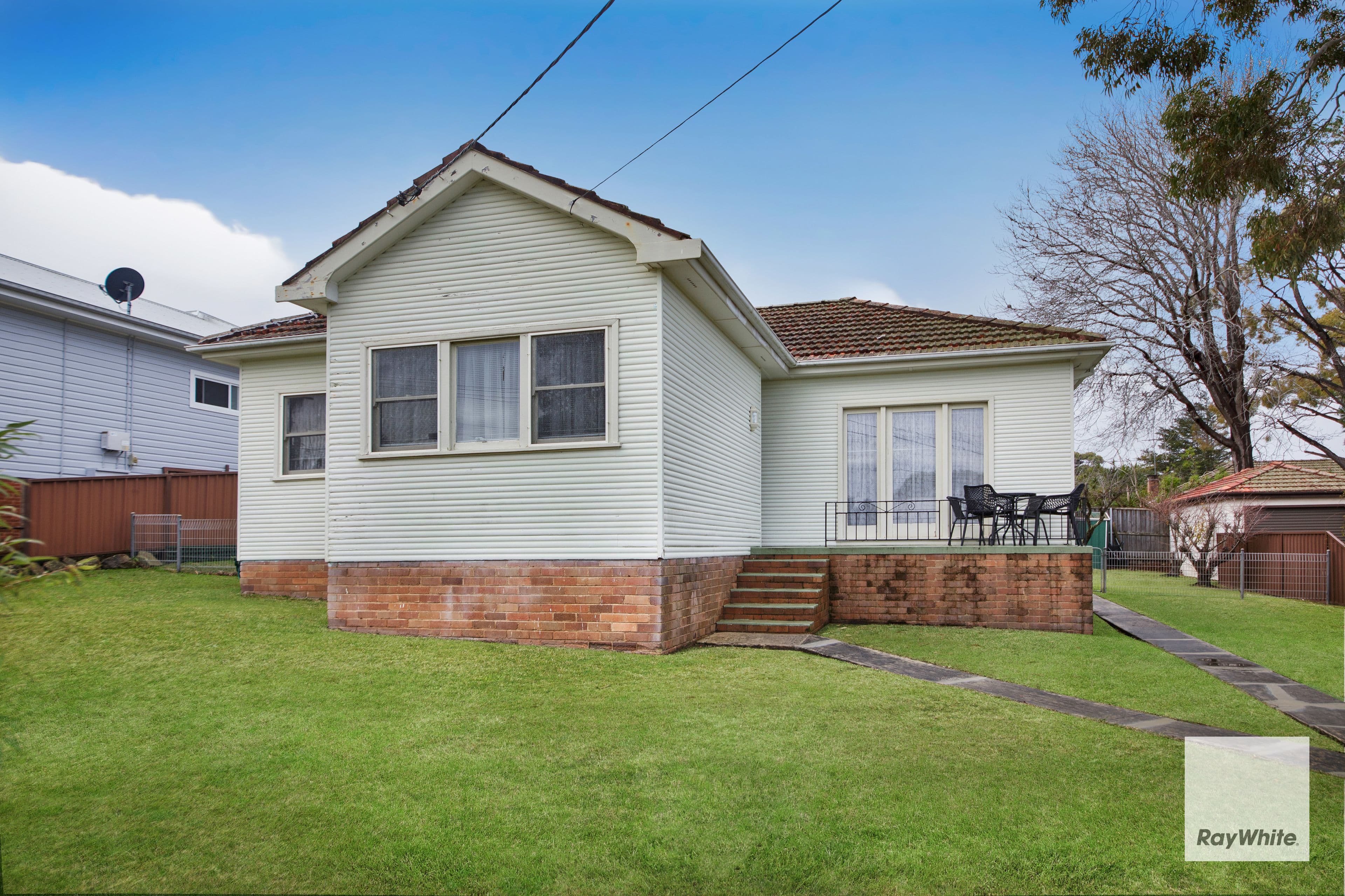 8 Burradoo Street, Caringbah South NSW 2229, Caringbah South - Image 1