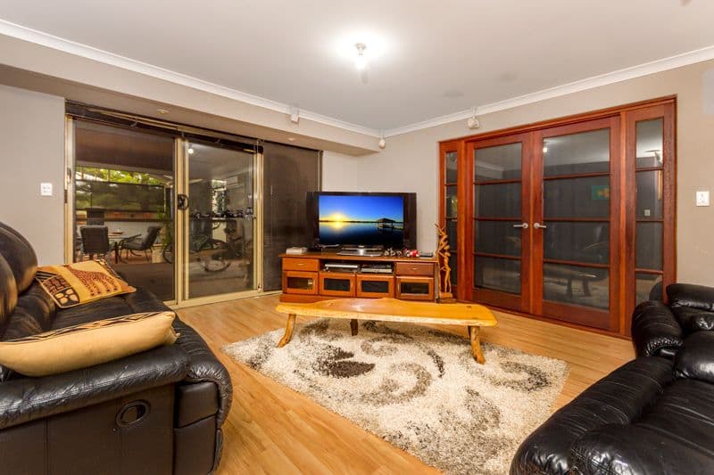 10 Moorburg Loop, Port Kennedy WA 6172, Port Kennedy - Thumbnail 2
