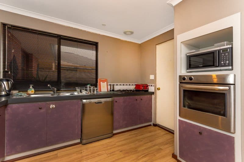 10 Moorburg Loop, Port Kennedy WA 6172, Port Kennedy - Thumbnail 3