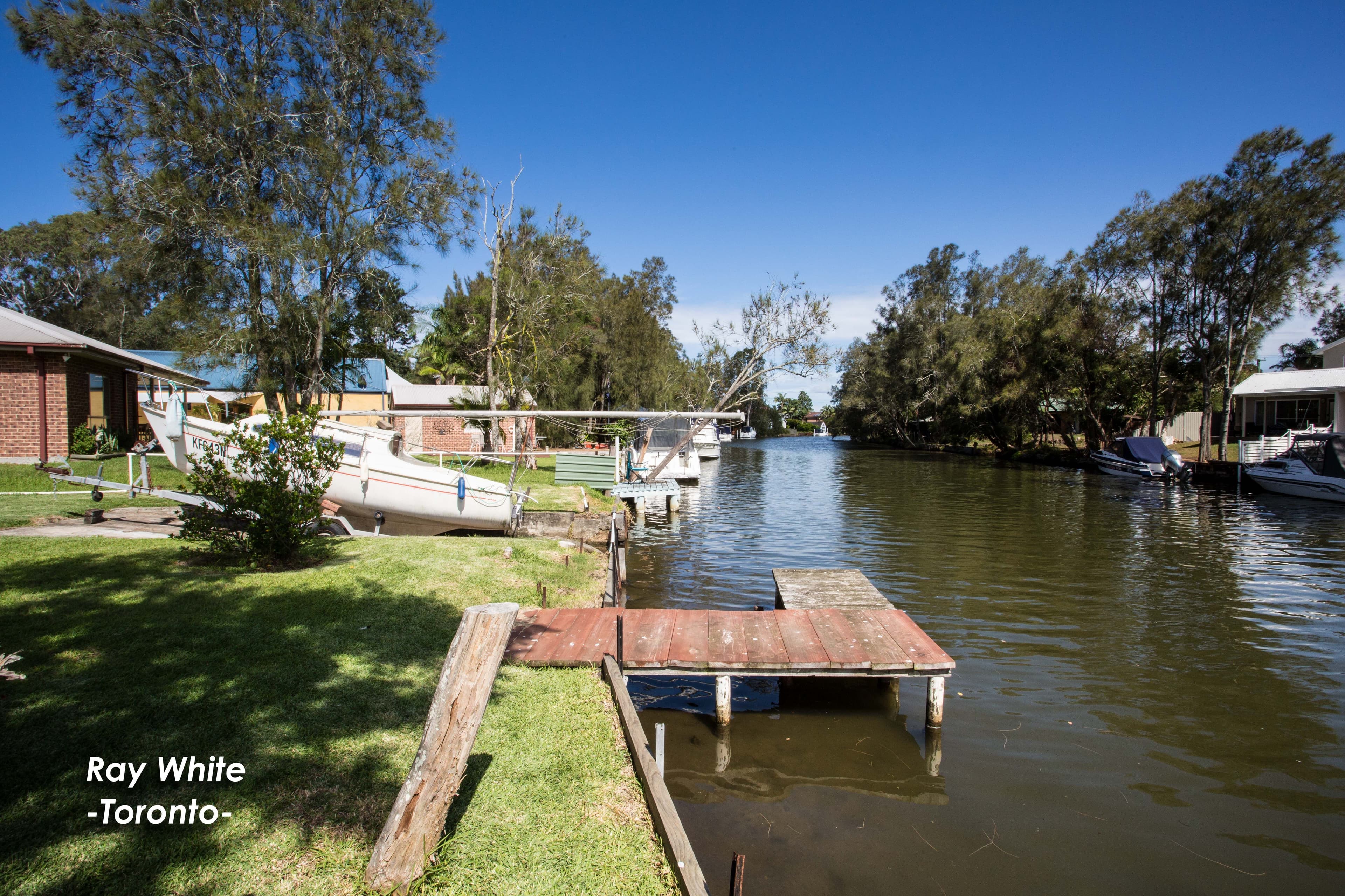 42 Macquarie Road, Fennell Bay - Image 1