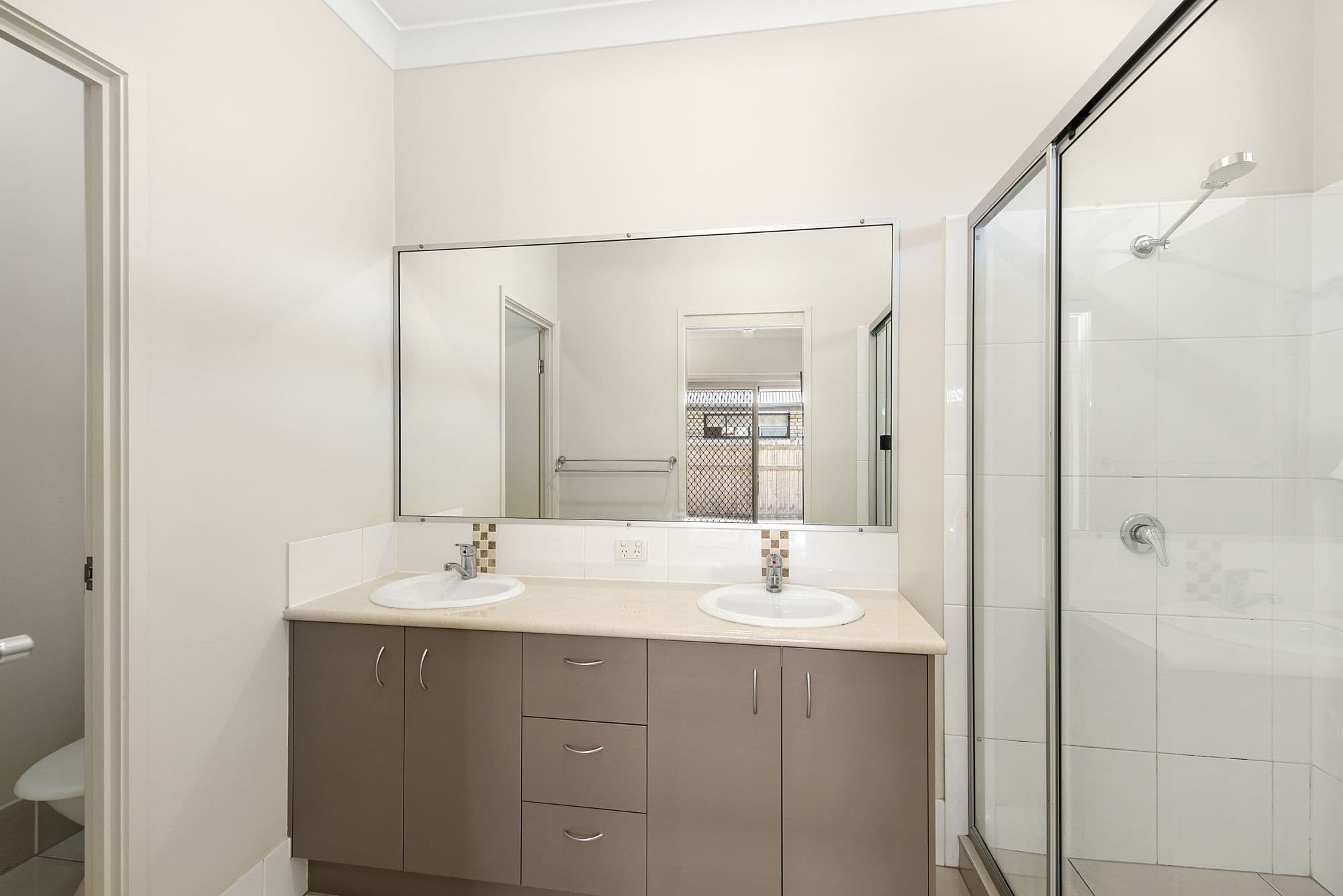 5 Kowari Crescent, North Lakes QLD 4509, North Lakes - Thumbnail 5