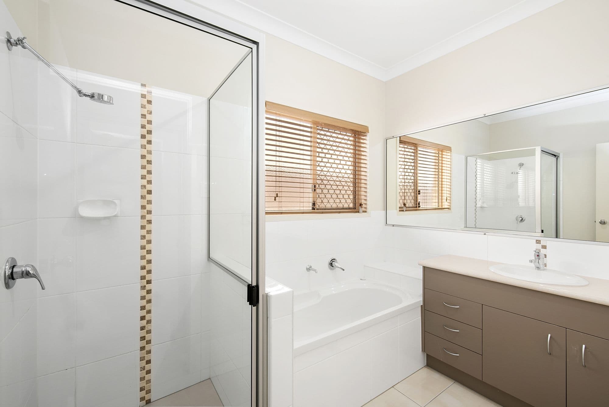 5 Kowari Crescent, North Lakes QLD 4509, North Lakes - Thumbnail 7