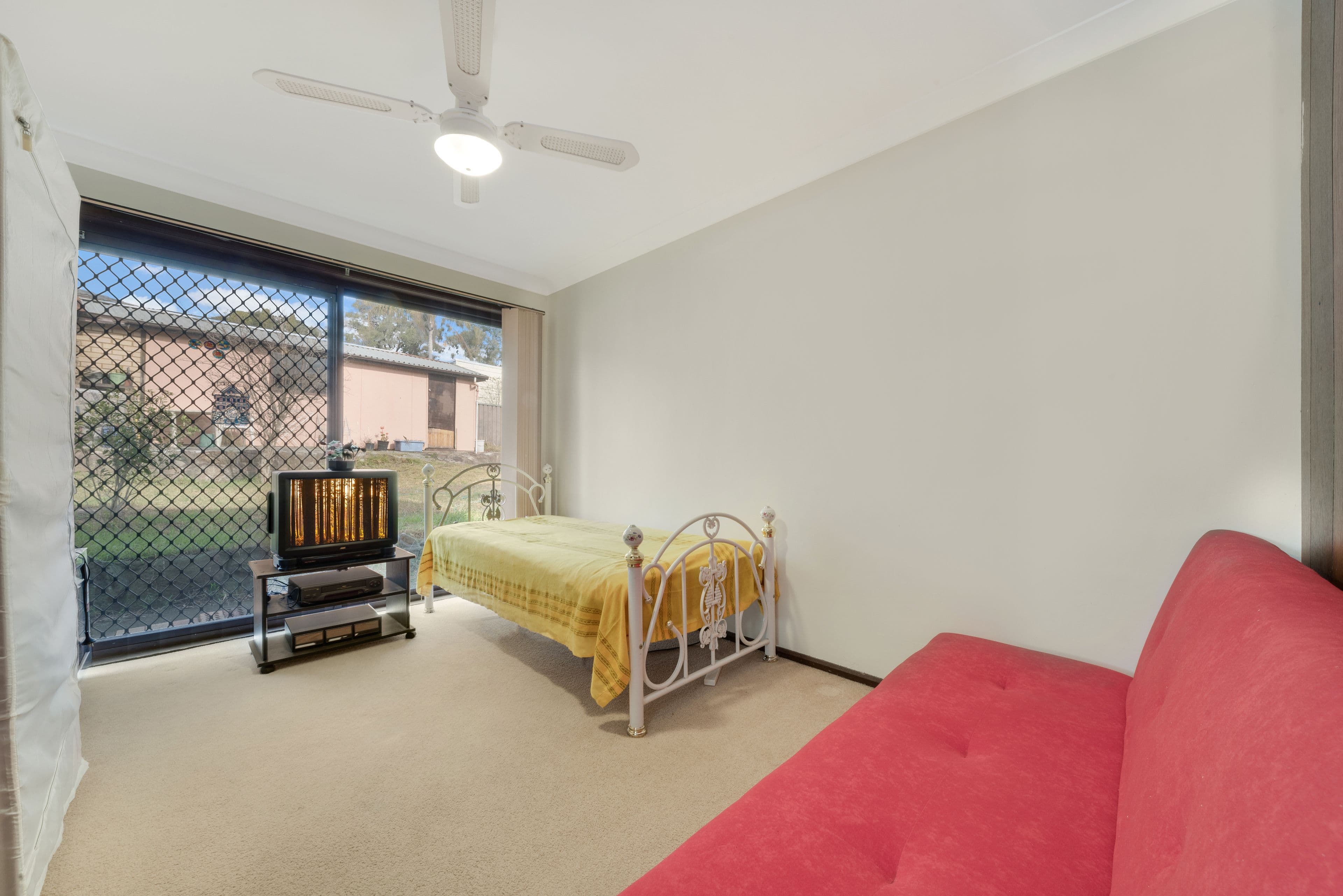 19 Bingara Road, Macquarie Fields - Thumbnail 8