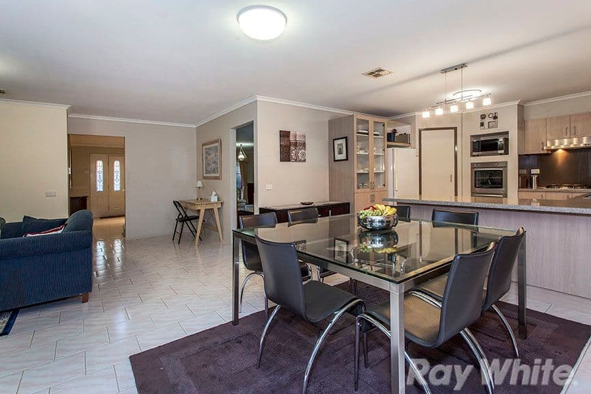 38 Dandelion Drive, Rowville VIC 3178, Rowville - Thumbnail 2