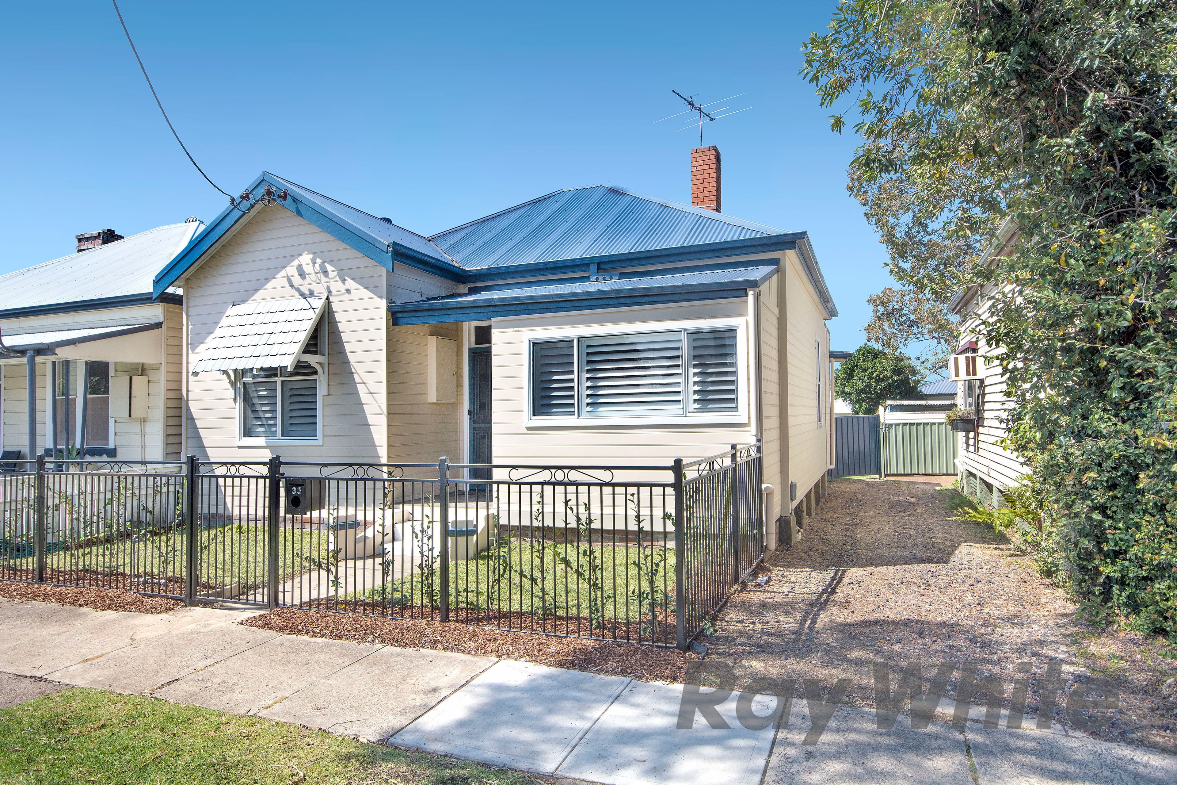 33 Fawcett Street, Mayfield - Image 1