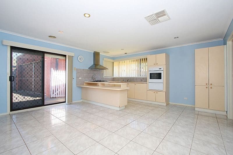 53  Carlisle Street, EPPING VIC 3076, Epping - Thumbnail 3