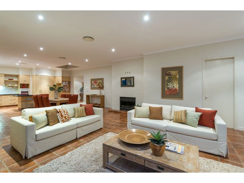 45 Scenic Road, KENMORE QLD 4069, Kenmore - Thumbnail 2