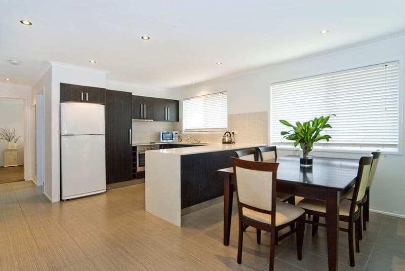 14 Deagon Drive, RUNAWAY BAY QLD 4216, Runaway Bay - Thumbnail 2