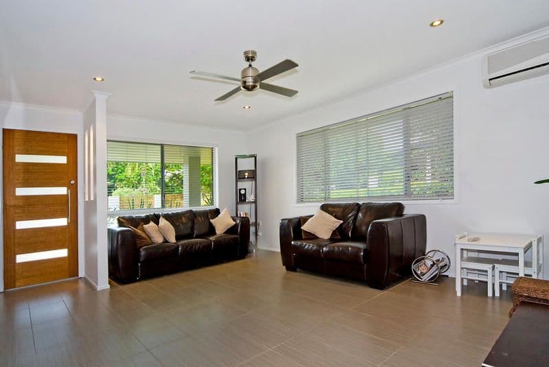 14 Deagon Drive, RUNAWAY BAY QLD 4216, Runaway Bay - Thumbnail 4