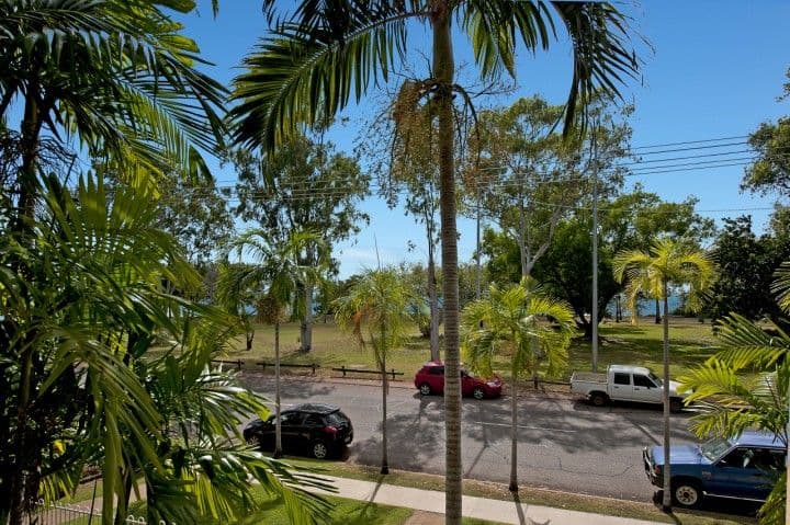 302 Casuarina Drive, NIGHTCLIFF NT 0810, Nightcliff - Thumbnail 3