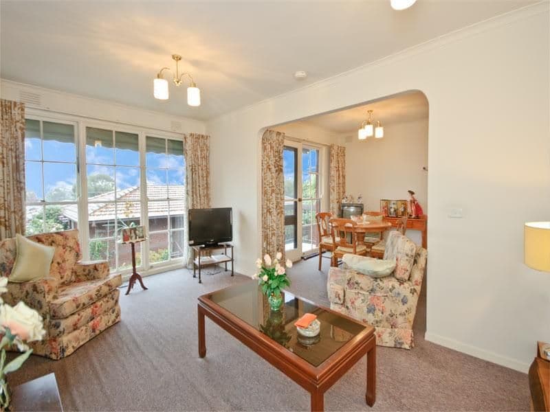 22 Middleborough Road, BURWOOD VIC 3125, Burwood East - Thumbnail 5