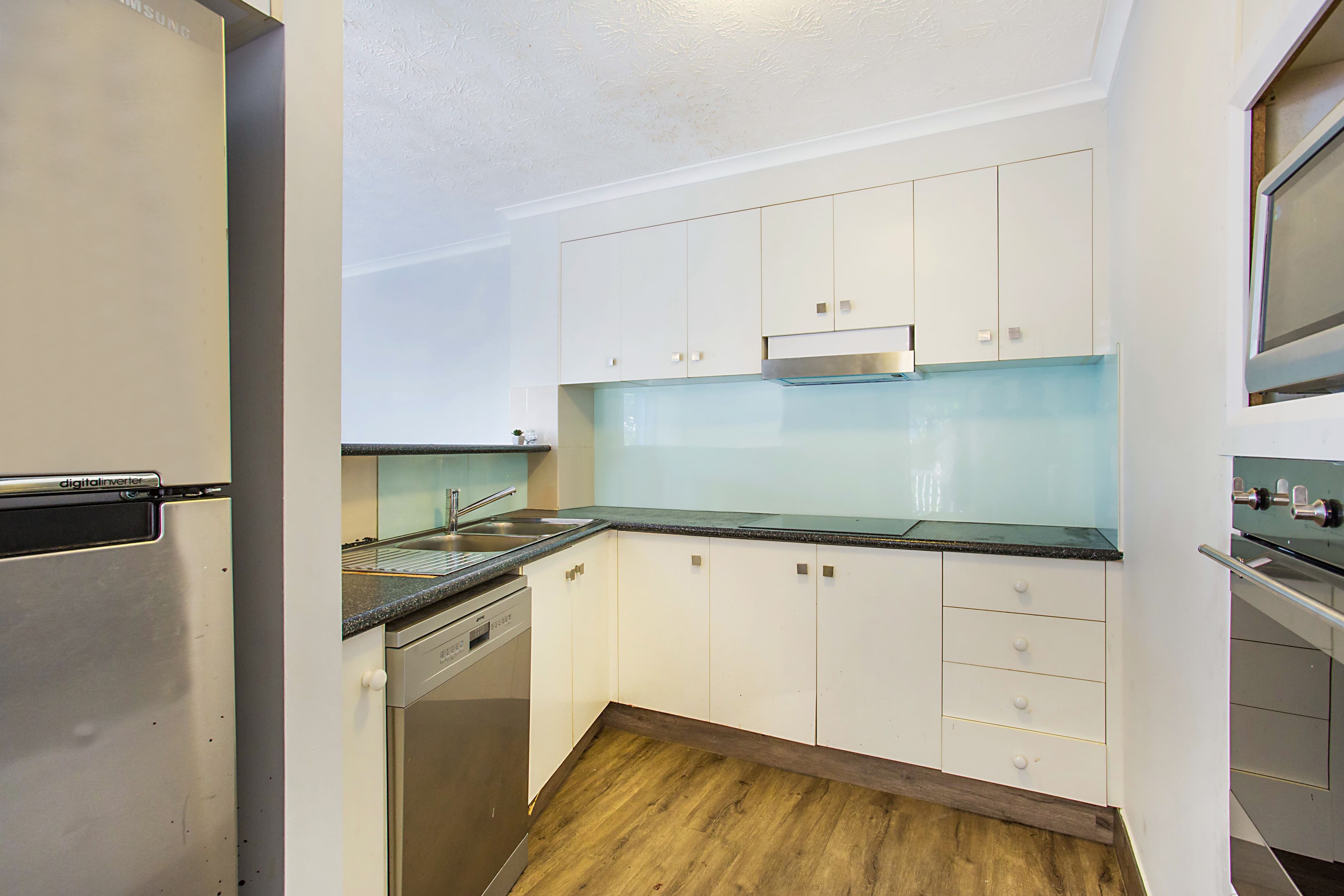 7 'Blue Haven Palms' 32 Second Avenue, Broadbeach QLD 4218, Broadbeach - Thumbnail 4