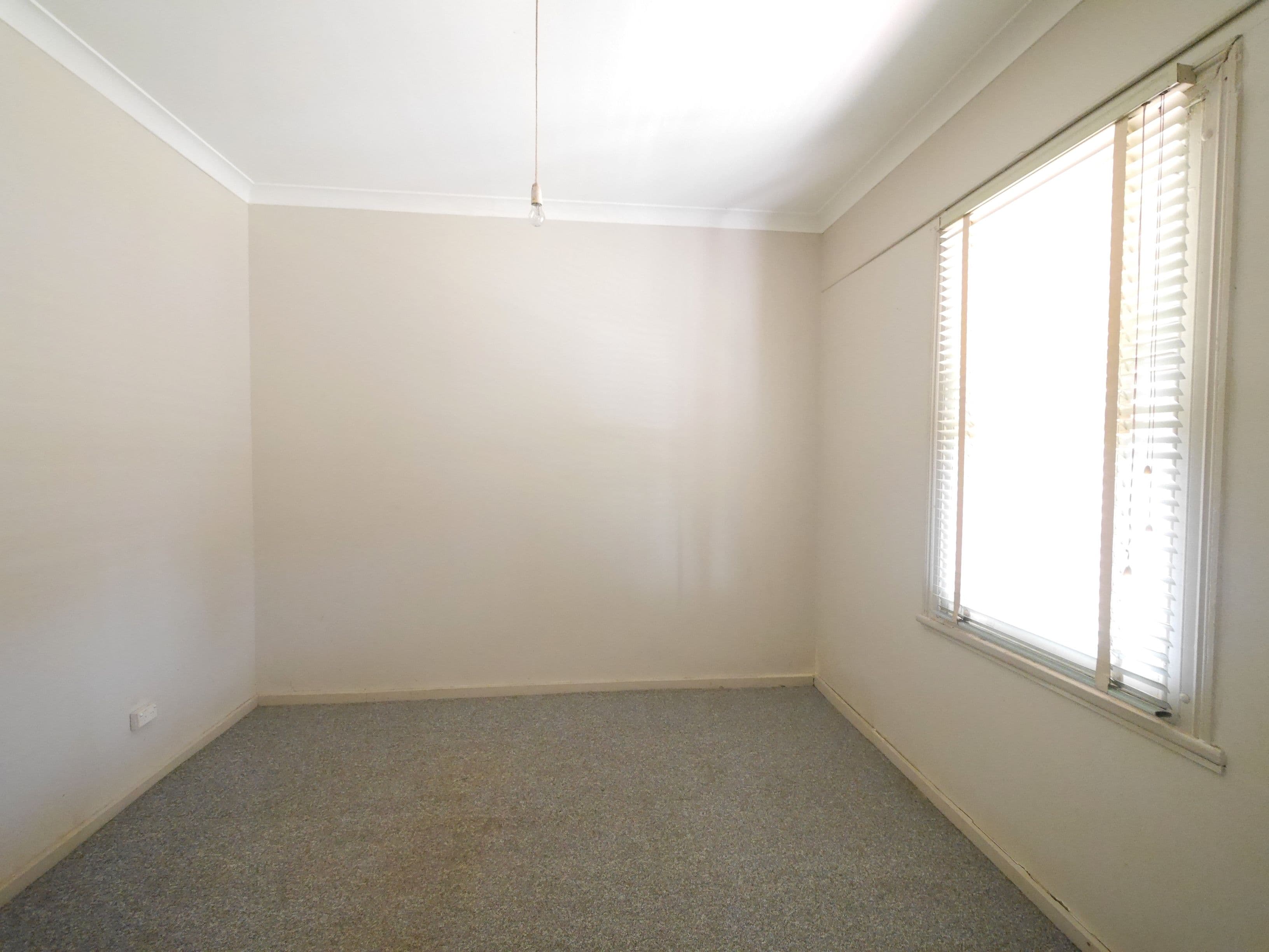 23 Keswick Street, Cowra - Thumbnail 6
