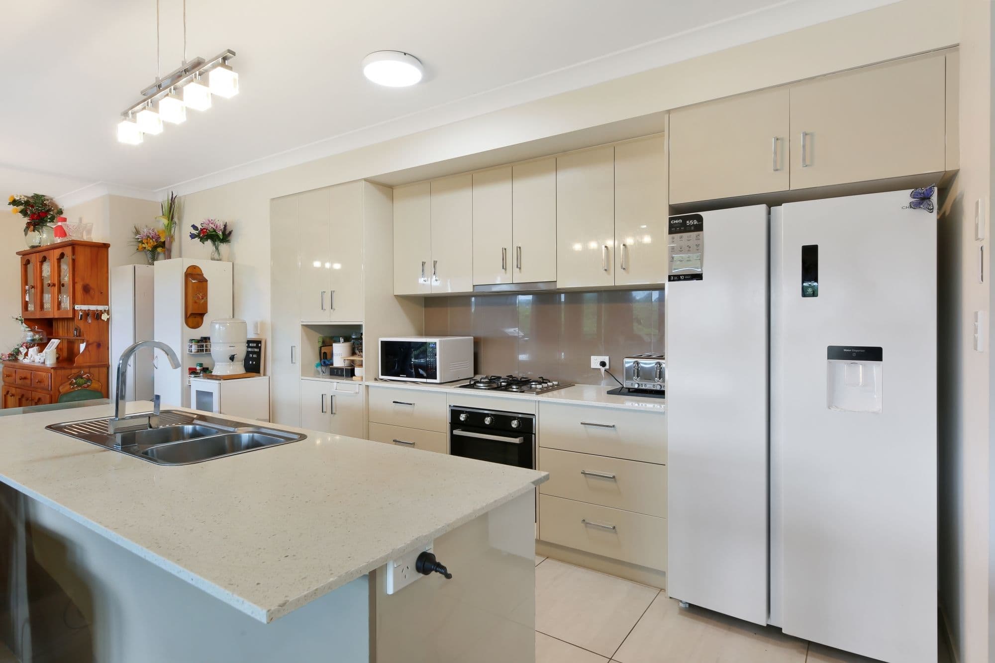 8 Caprice Street, Bonogin QLD 4213, Bonogin - Thumbnail 4