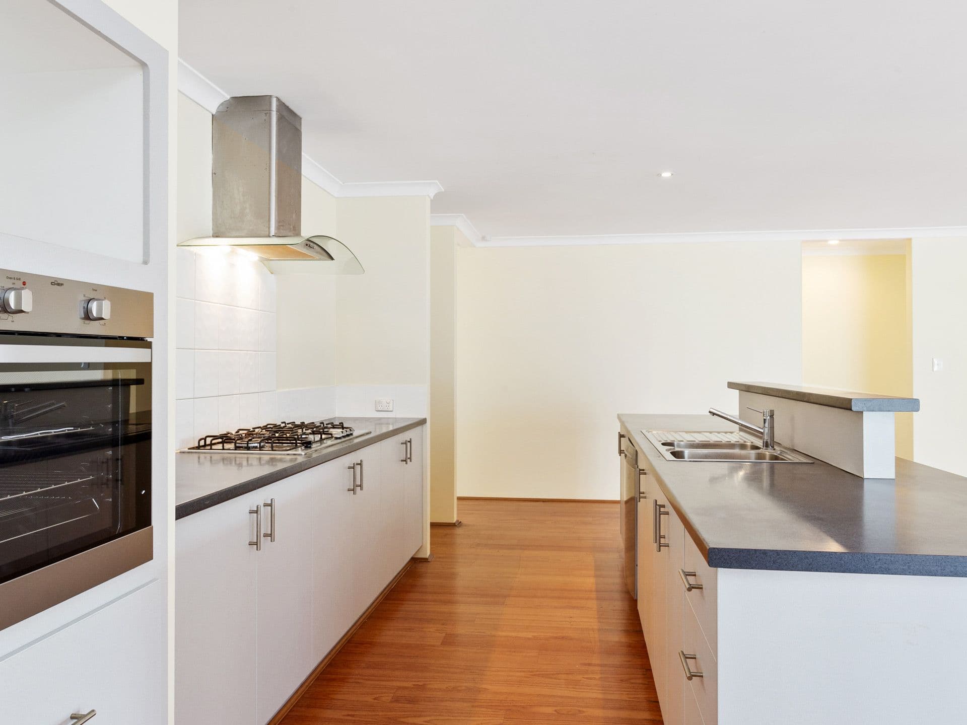 13 Barclay Way, Piara Waters WA 6112, Piara Waters - Thumbnail 7