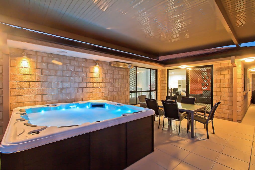 77 Casuarina Drive, ELANORA QLD 4221, Elanora - Image 1