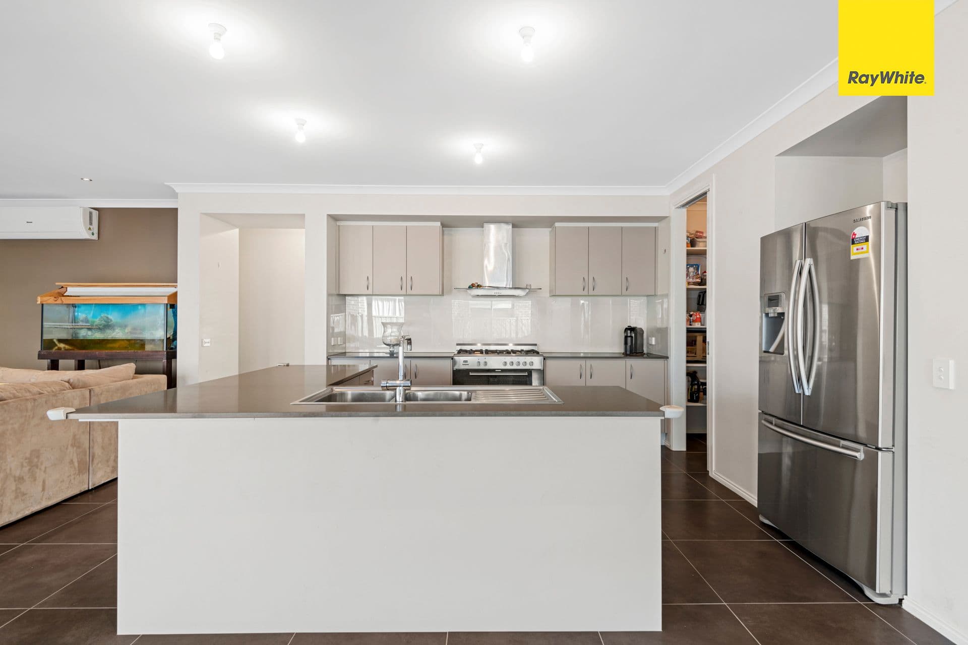 29 Benalla Avenue, Eynesbury VIC 3338, Eynesbury - Thumbnail 6