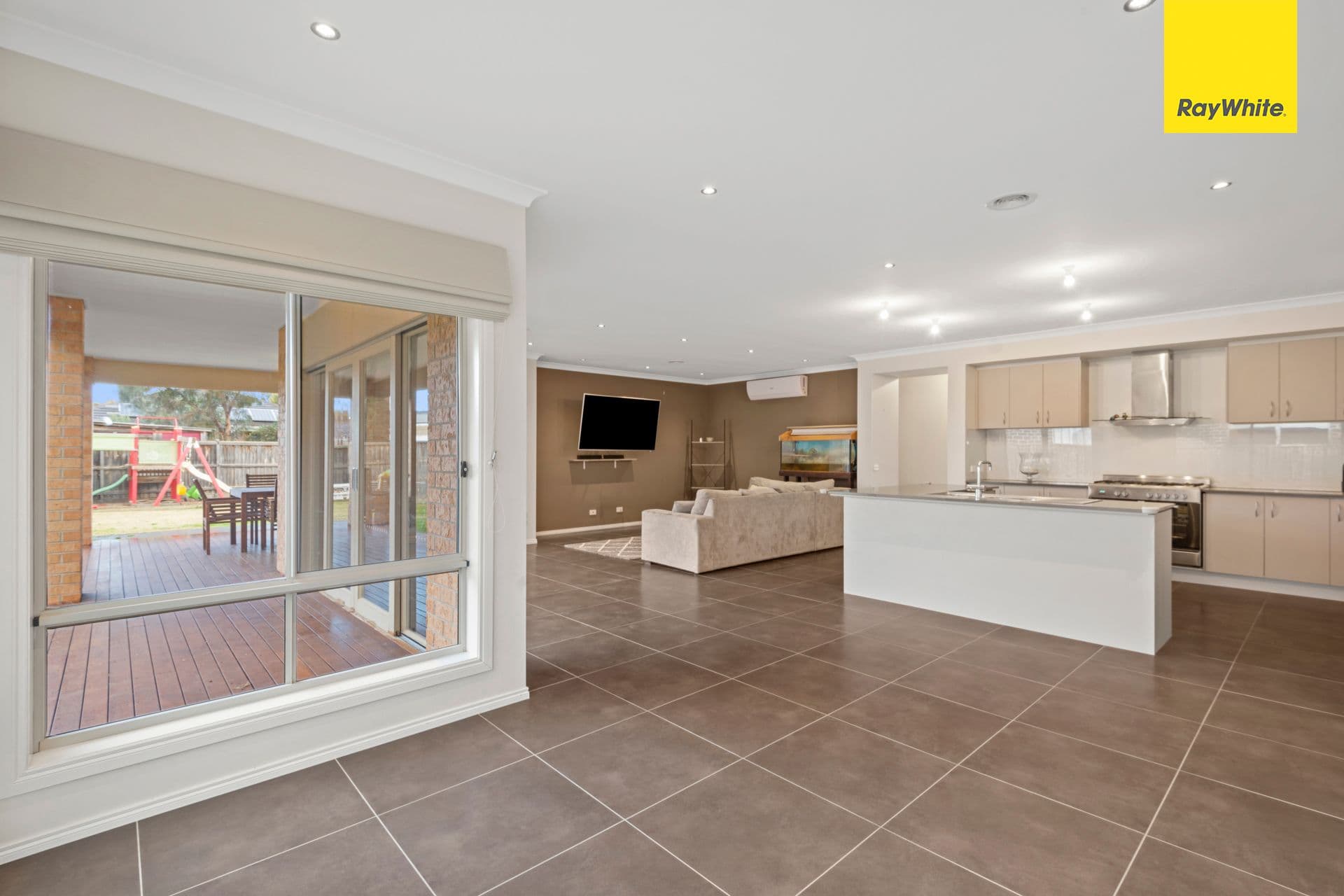 29 Benalla Avenue, Eynesbury VIC 3338, Eynesbury - Thumbnail 8